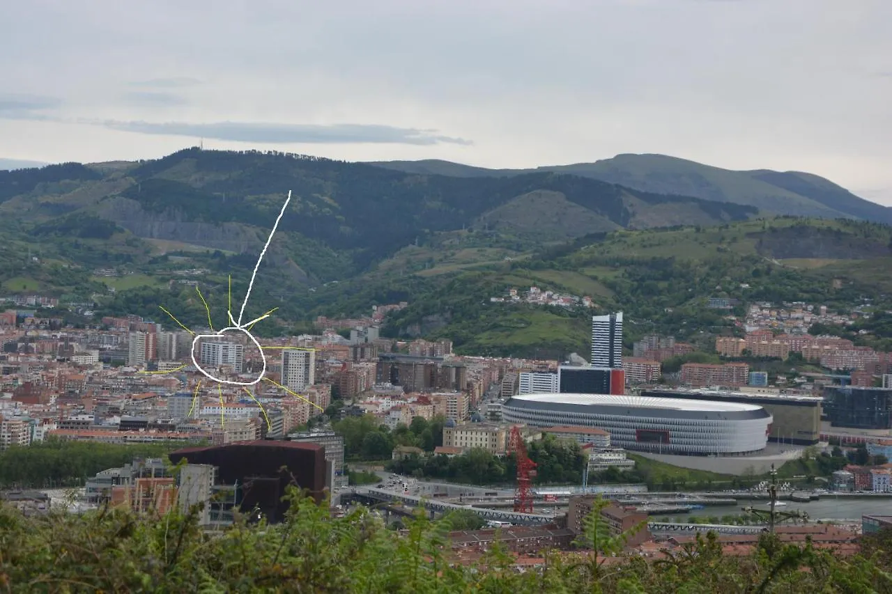 Superviews: Private Room with Bath, Parking & Netflix Bilbao 0*,  Spain