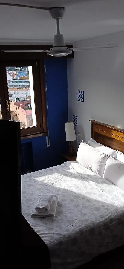 Superviews: Private Room with Bath, Parking & Netflix Bilbao 0*,  Spain